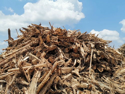 Waste wood for wood pallet