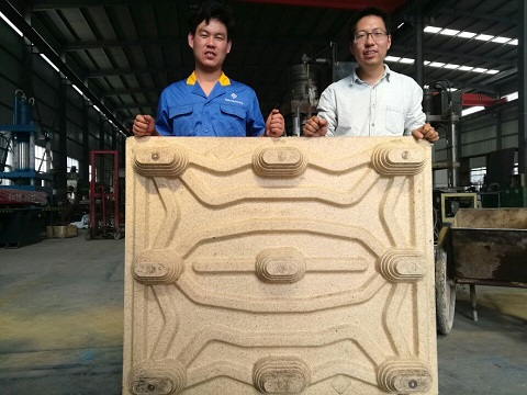 compression wood pallet machine