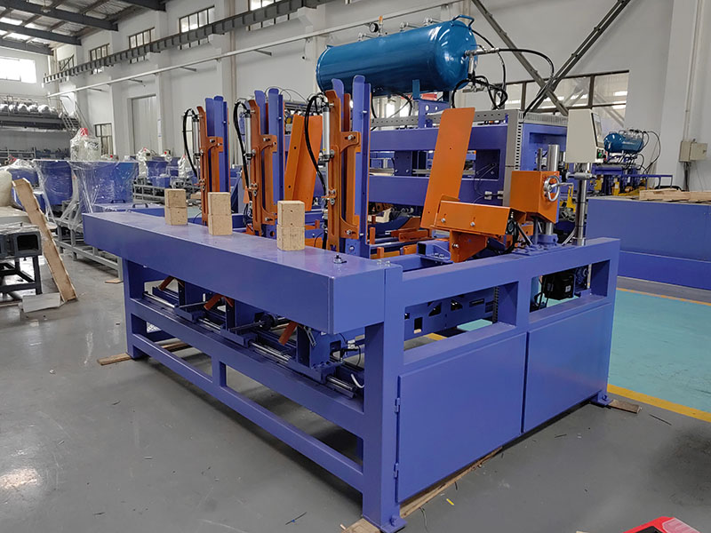 Automatic Wood Pallet Block Nailing Machine (1)