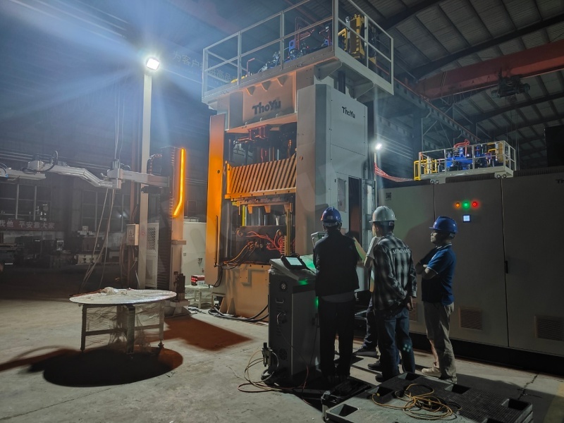 Waste-Plastic-Pallet-Making-Machine2